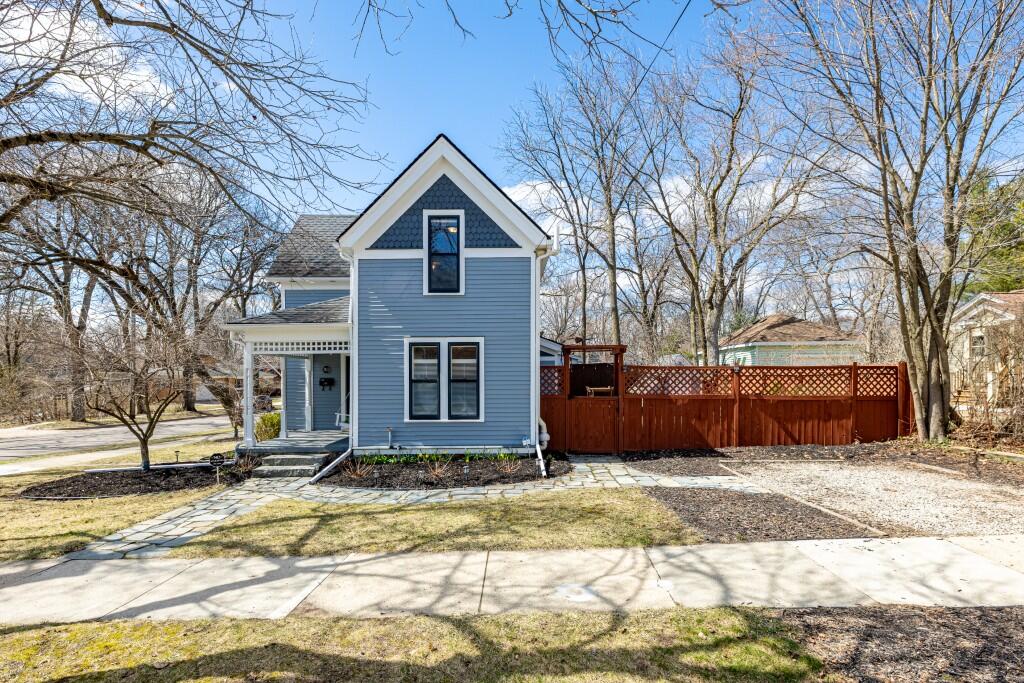 703 Miner Street, Ann Arbor, MI, 48103-3117