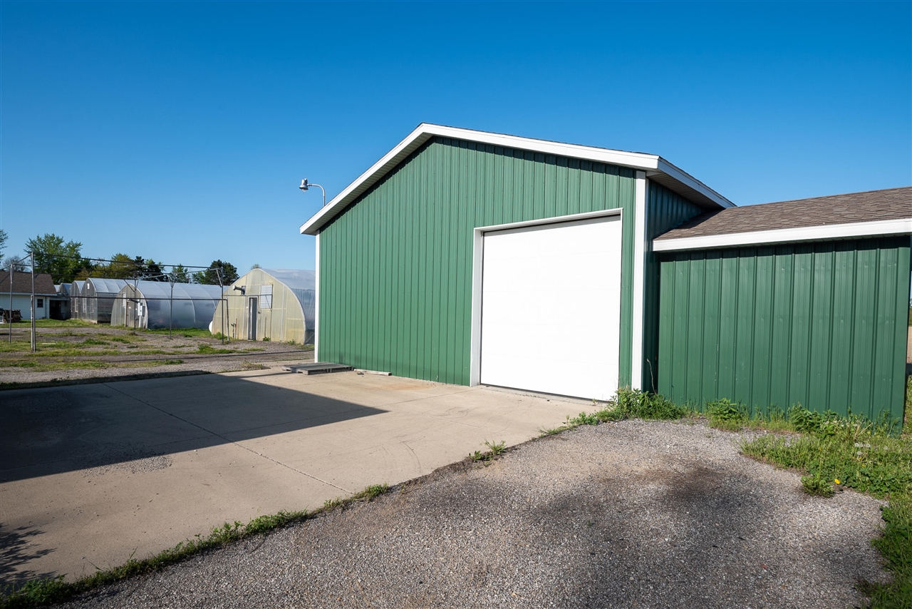 8627 Cleveland Avenue, Baroda, MI, 49101-9368