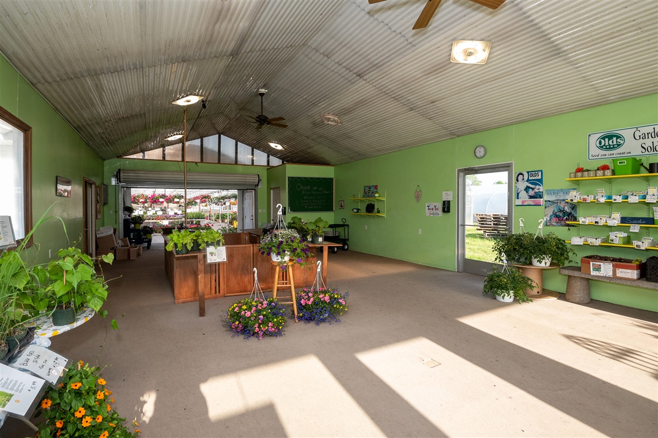 8627 Cleveland Avenue, Baroda, MI, 49101-9368