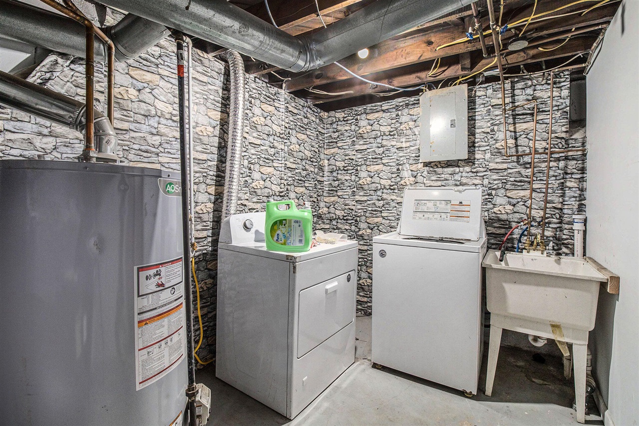 19312 Goulburn Avenue, Detroit, MI, 48205-2121