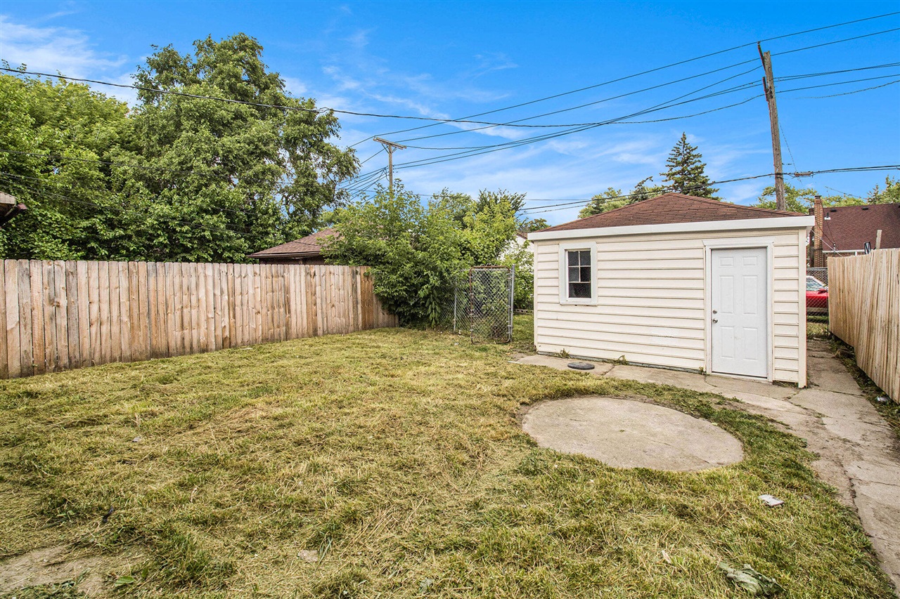 19312 Goulburn Avenue, Detroit, MI, 48205-2121