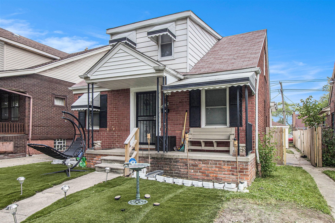 19312 Goulburn Avenue, Detroit, MI, 48205-2121