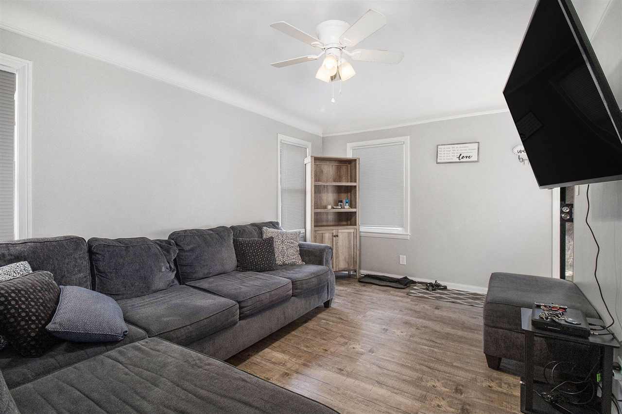 19312 Goulburn Avenue, Detroit, MI, 48205-2121