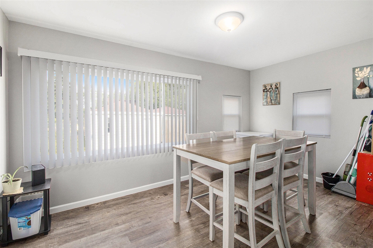 19312 Goulburn Avenue, Detroit, MI, 48205-2121