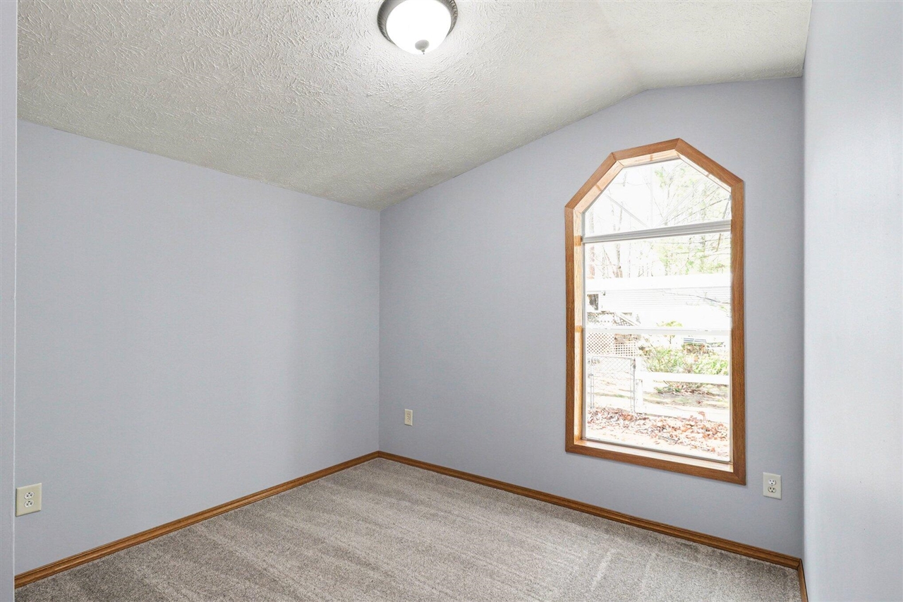 22085 W Wood Lake Road, Pierson, MI, 49339-9662