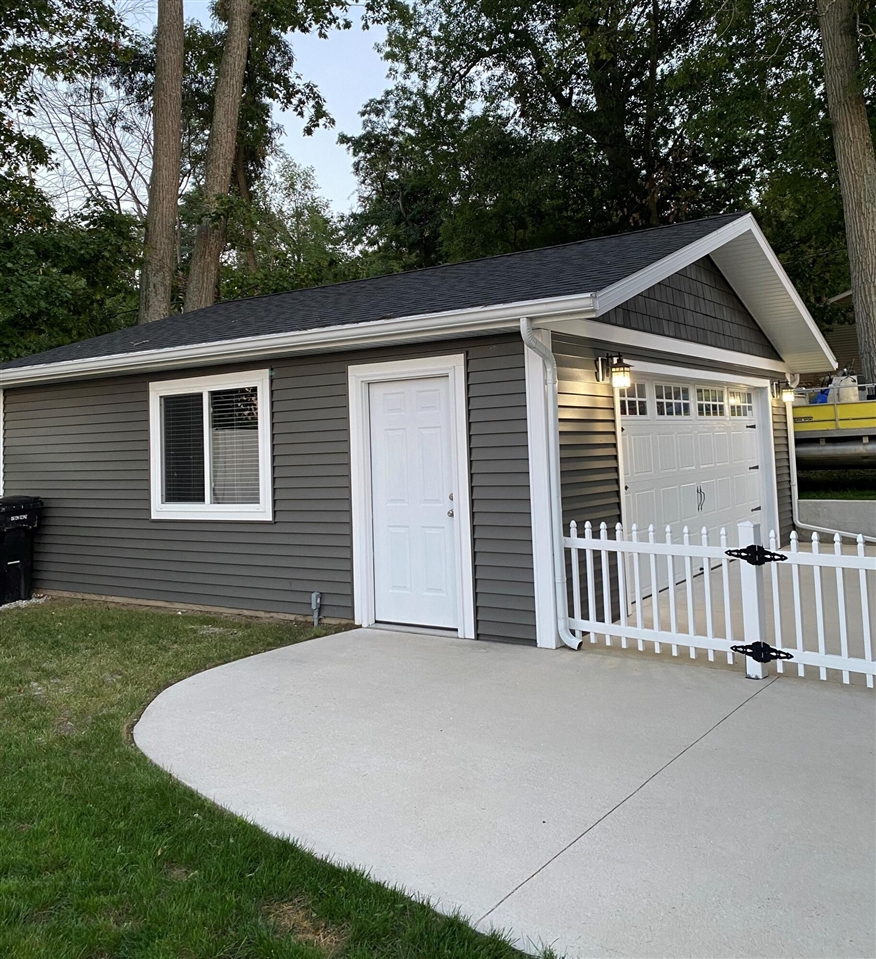 8306 Branch Road, Orleans, MI, 48865-9101