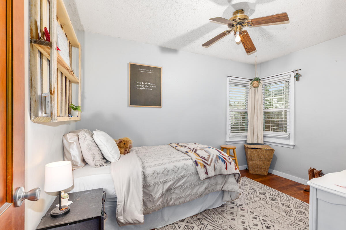 308 W 21st Street, Holland, MI, 49423-4002