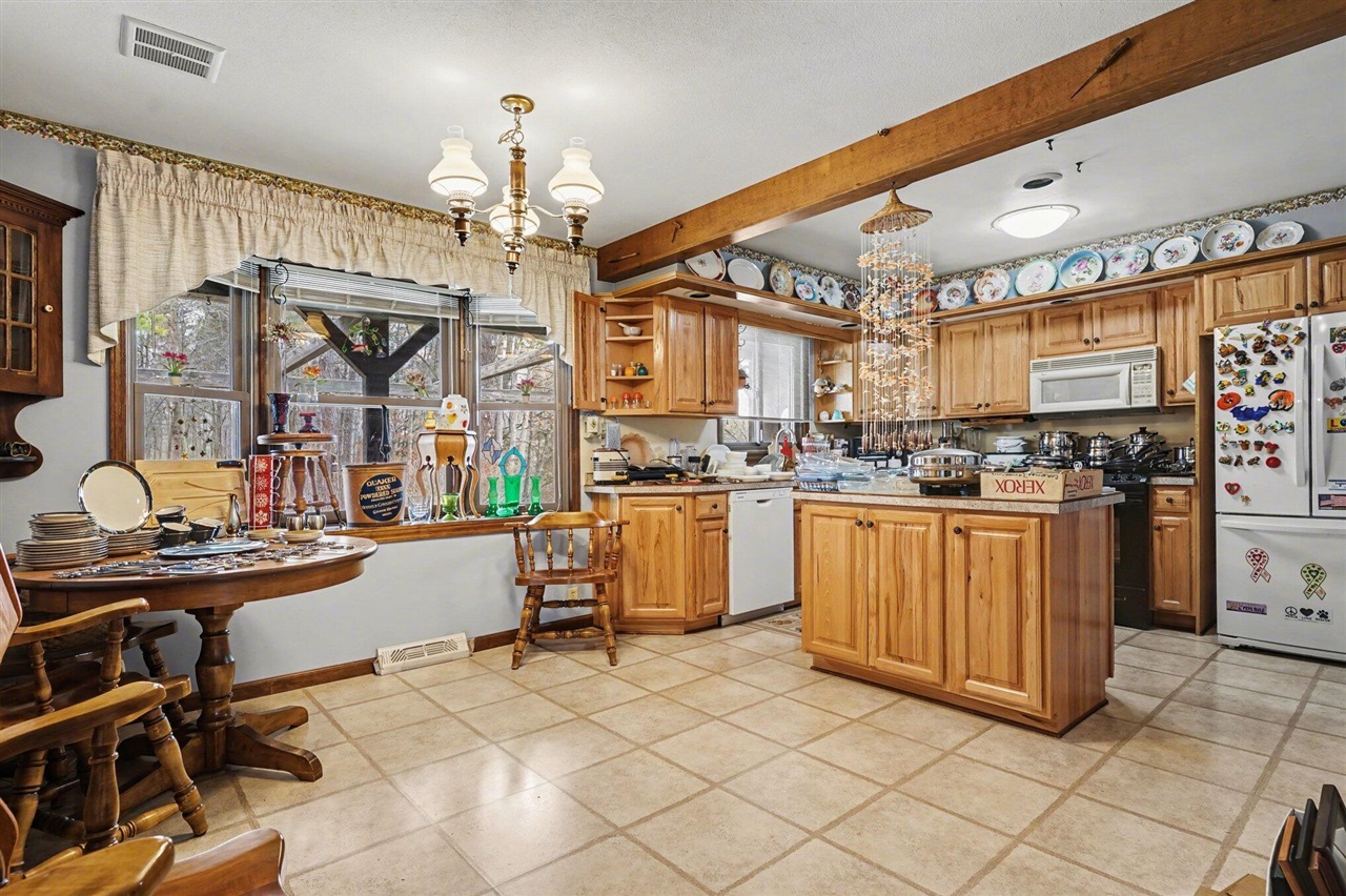 7337 E Sternberg Road, Nunica, MI, 49448-9510