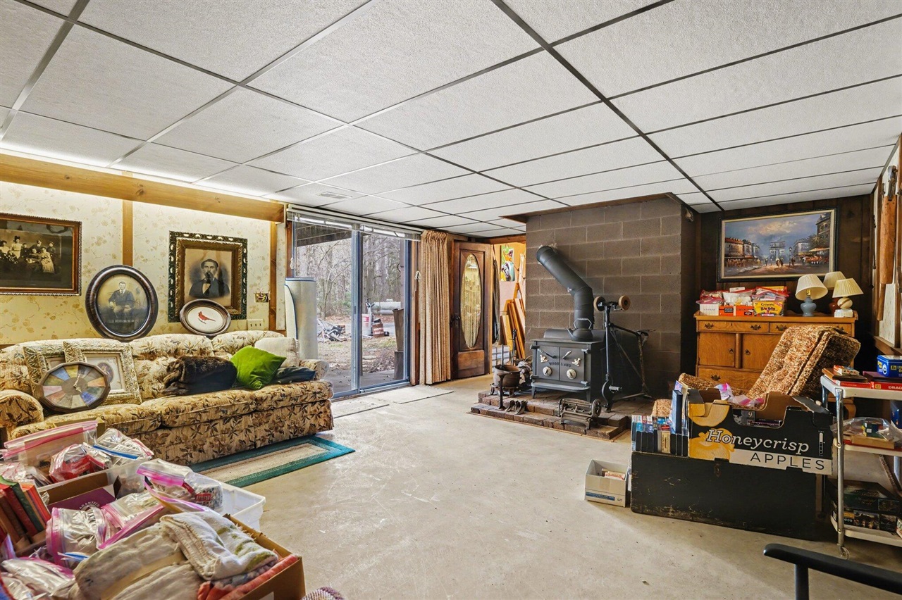 7337 E Sternberg Road, Nunica, MI, 49448-9510