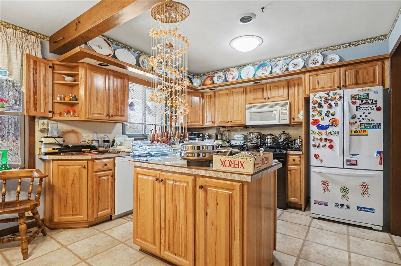 7337 E Sternberg Road, Nunica, MI, 49448-9510