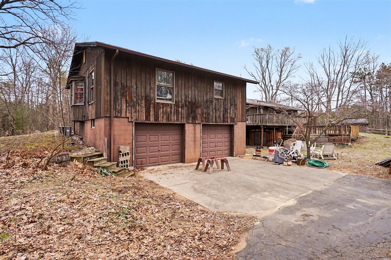 7337 E Sternberg Road, Nunica, MI, 49448-9510