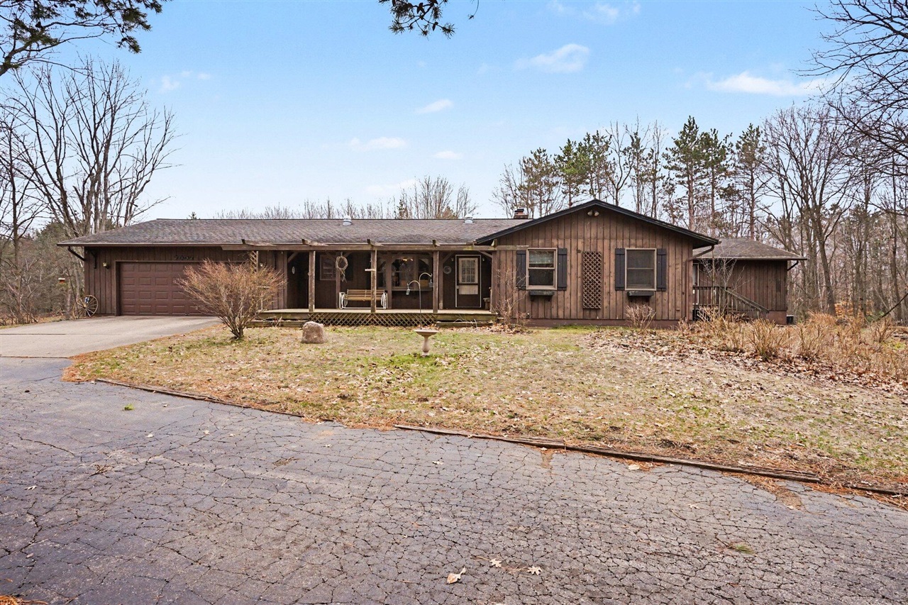 7337 E Sternberg Road, Nunica, MI, 49448-9510