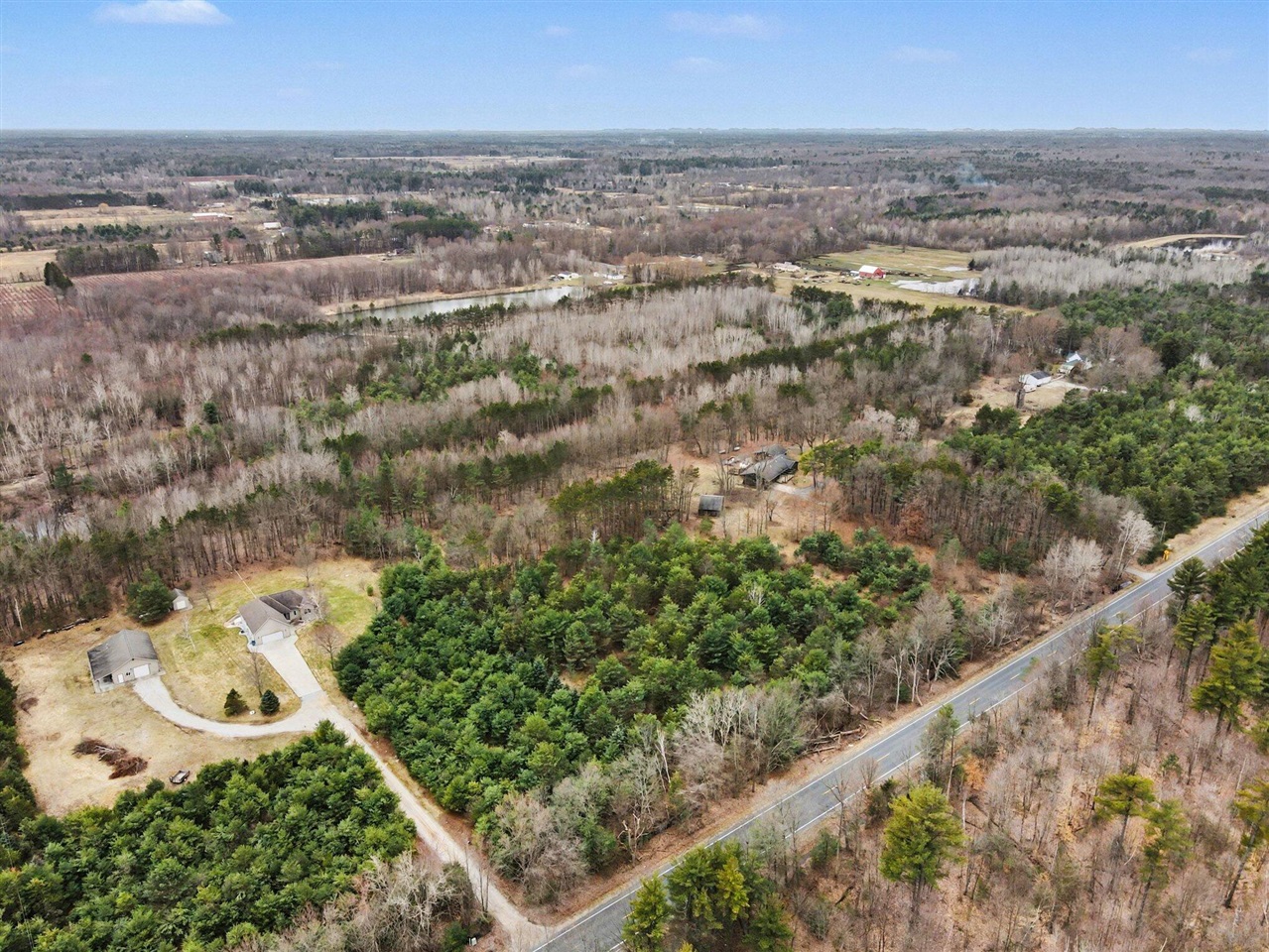 7337 E Sternberg Road, Nunica, MI, 49448-9510