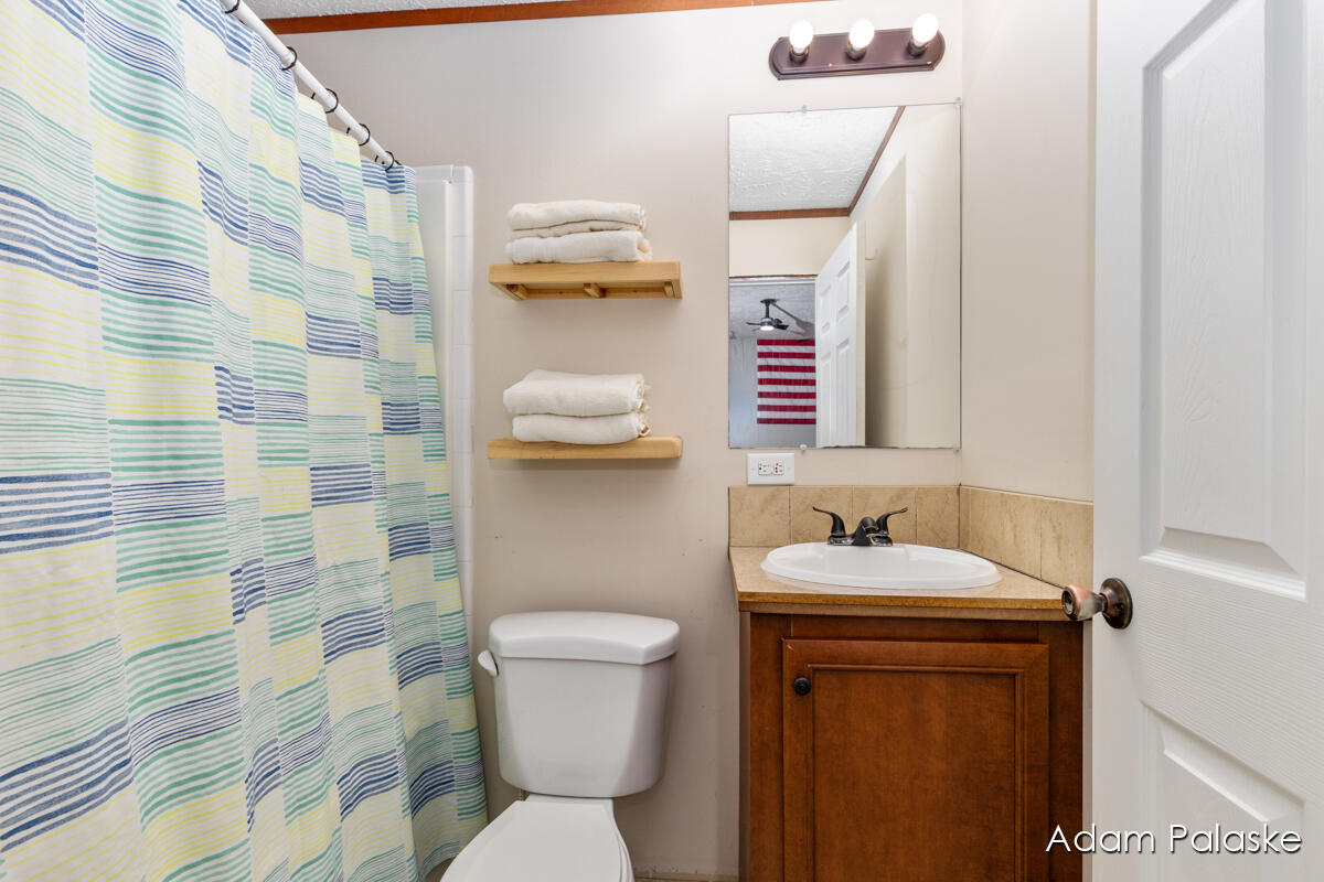 171 W Sidney Road, Sidney, MI, 48885-9745