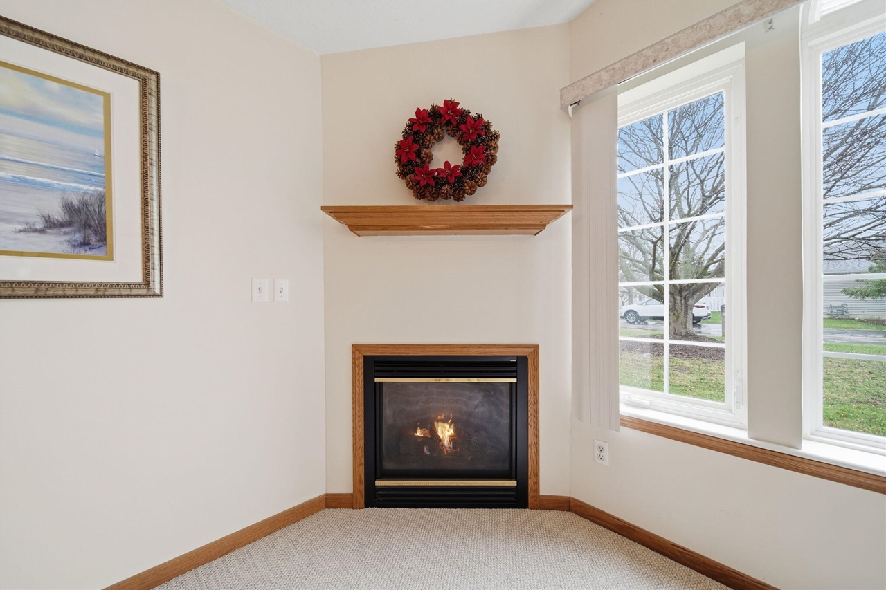 1702 Lakewood Drive UNIT&nbsp;B, Adrian, MI, 49221-4627