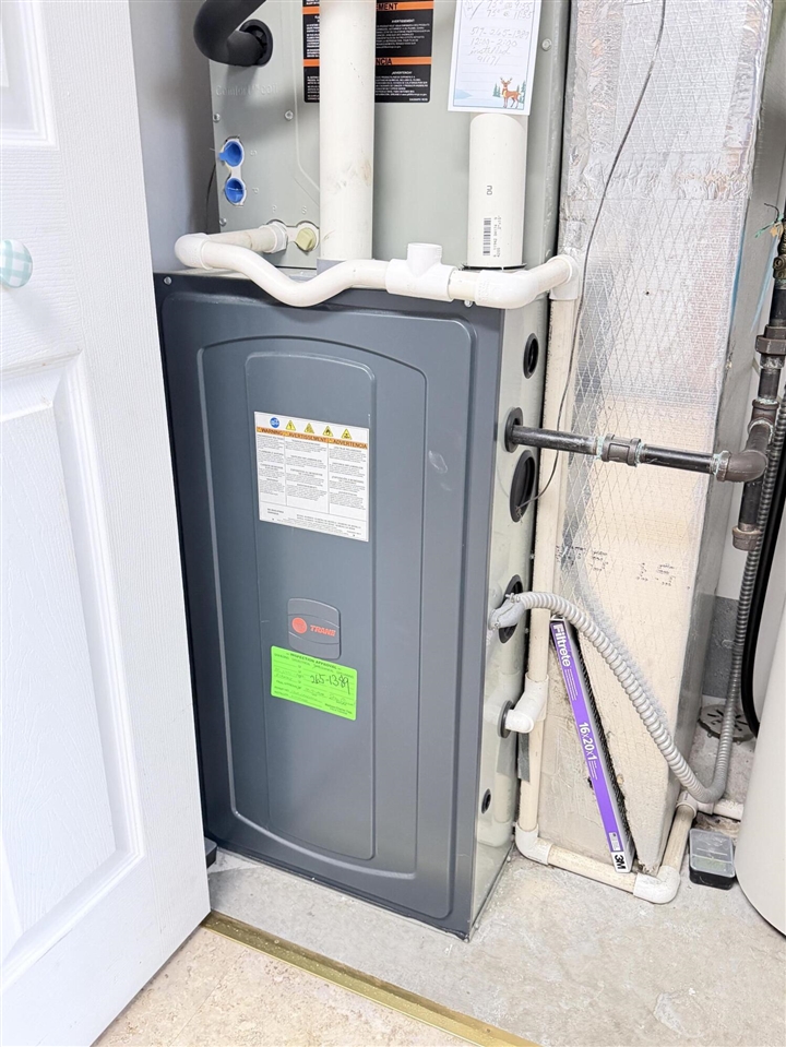 1702 Lakewood Drive UNIT&nbsp;B, Adrian, MI, 49221-4627