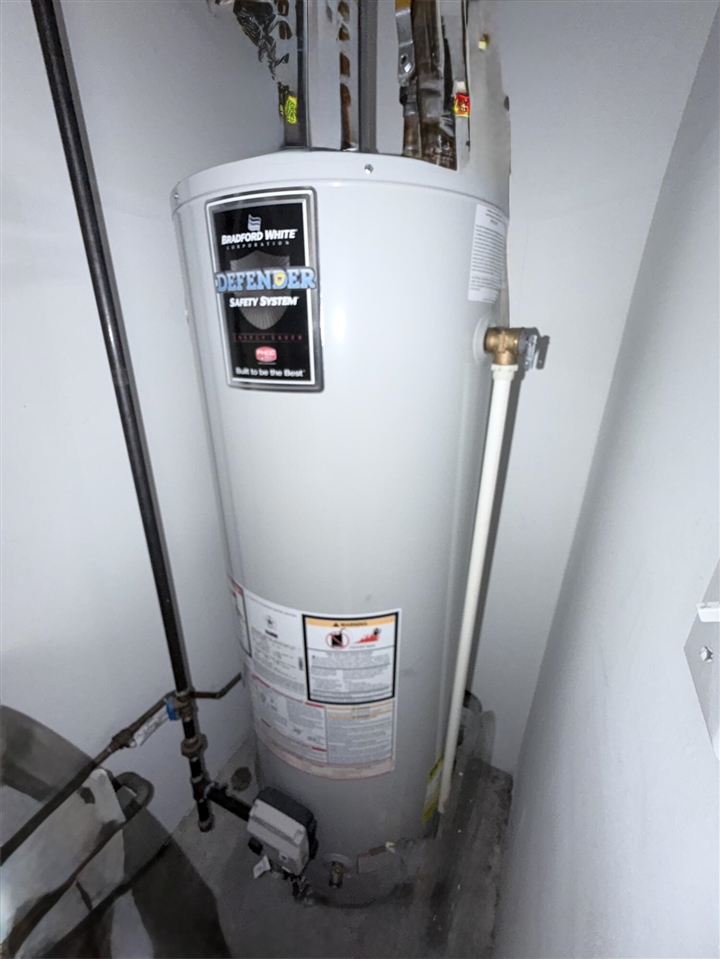 1702 Lakewood Drive UNIT&nbsp;B, Adrian, MI, 49221-4627