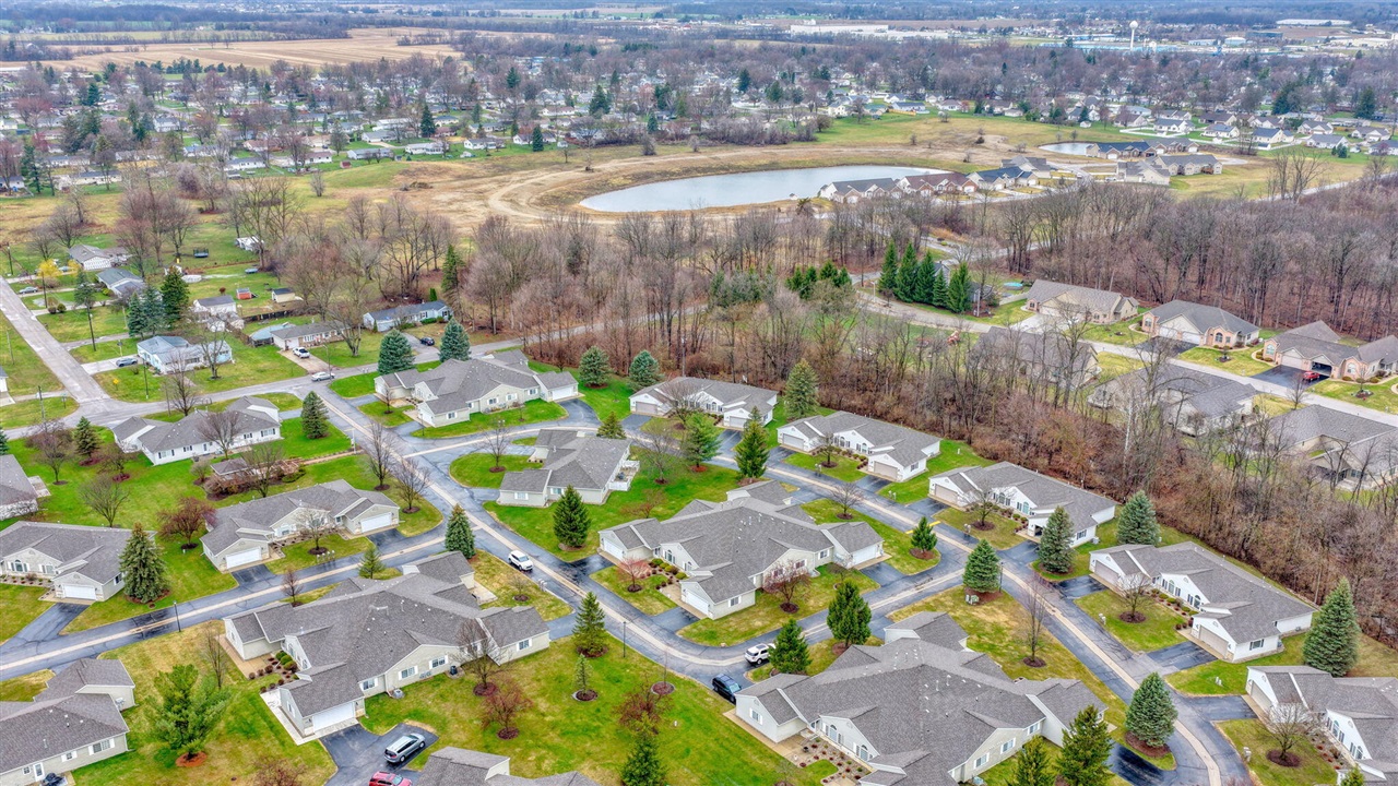 1702 Lakewood Drive UNIT&nbsp;B, Adrian, MI, 49221-4627