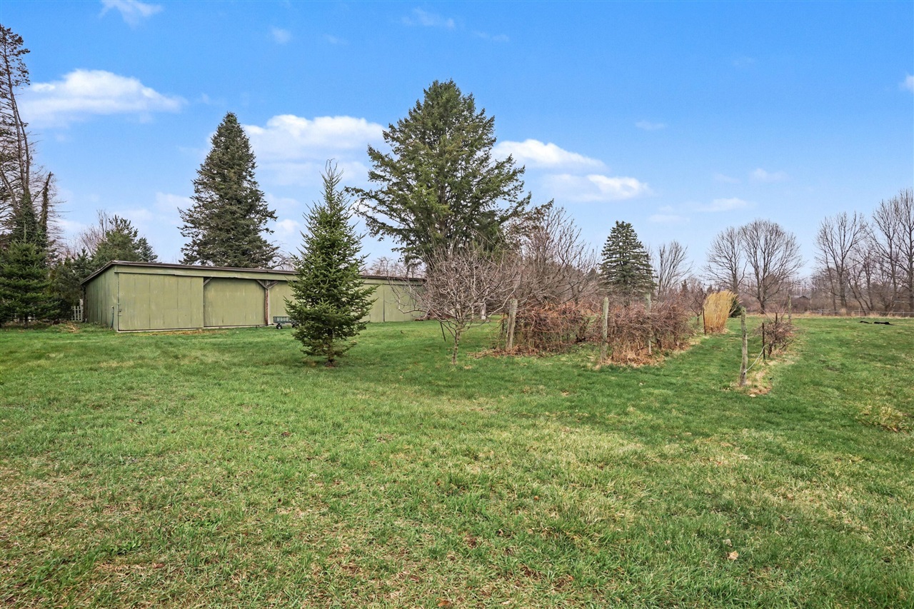 1719 66th Street, Fennville, MI, 49408-9745