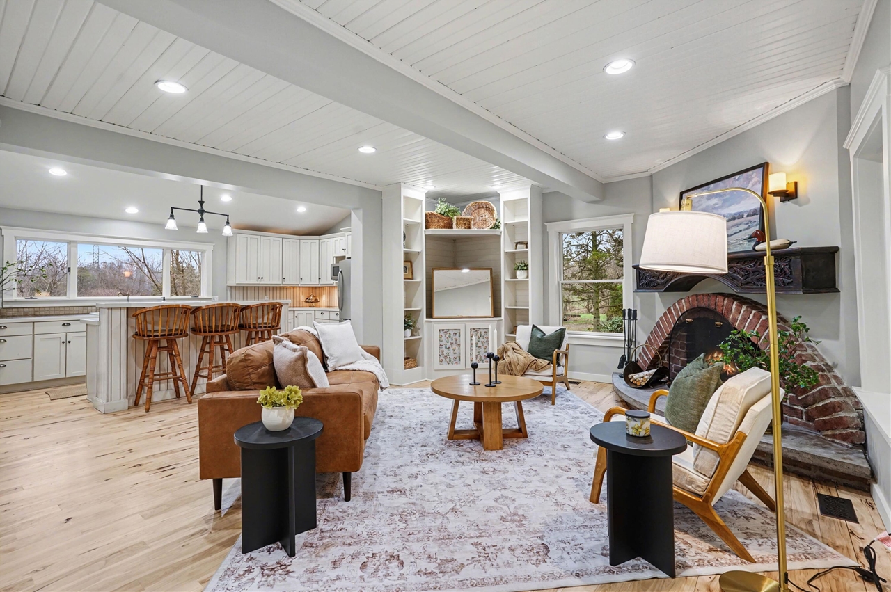 1719 66th Street, Fennville, MI, 49408-9745