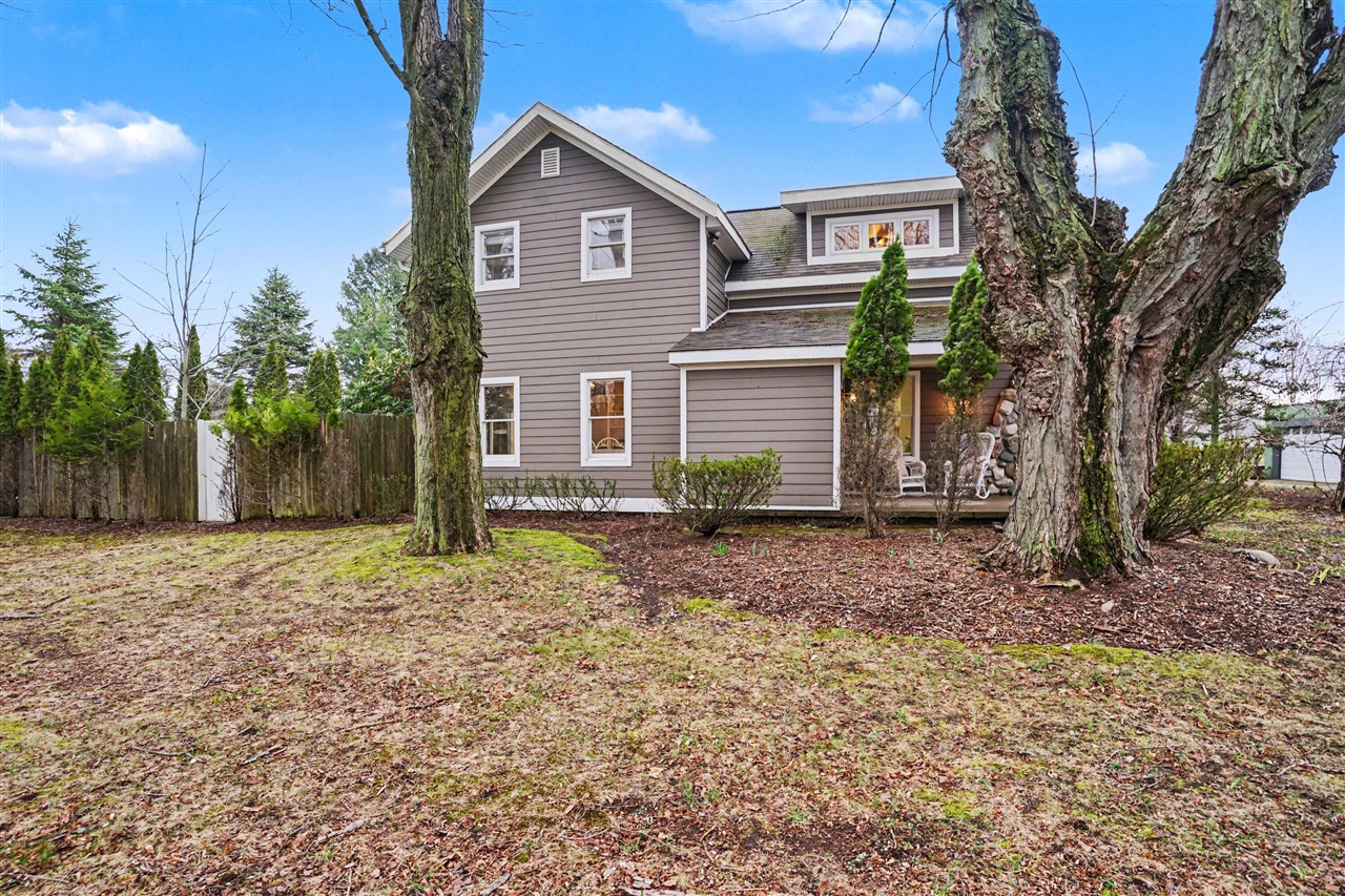 1719 66th Street, Fennville, MI, 49408-9745