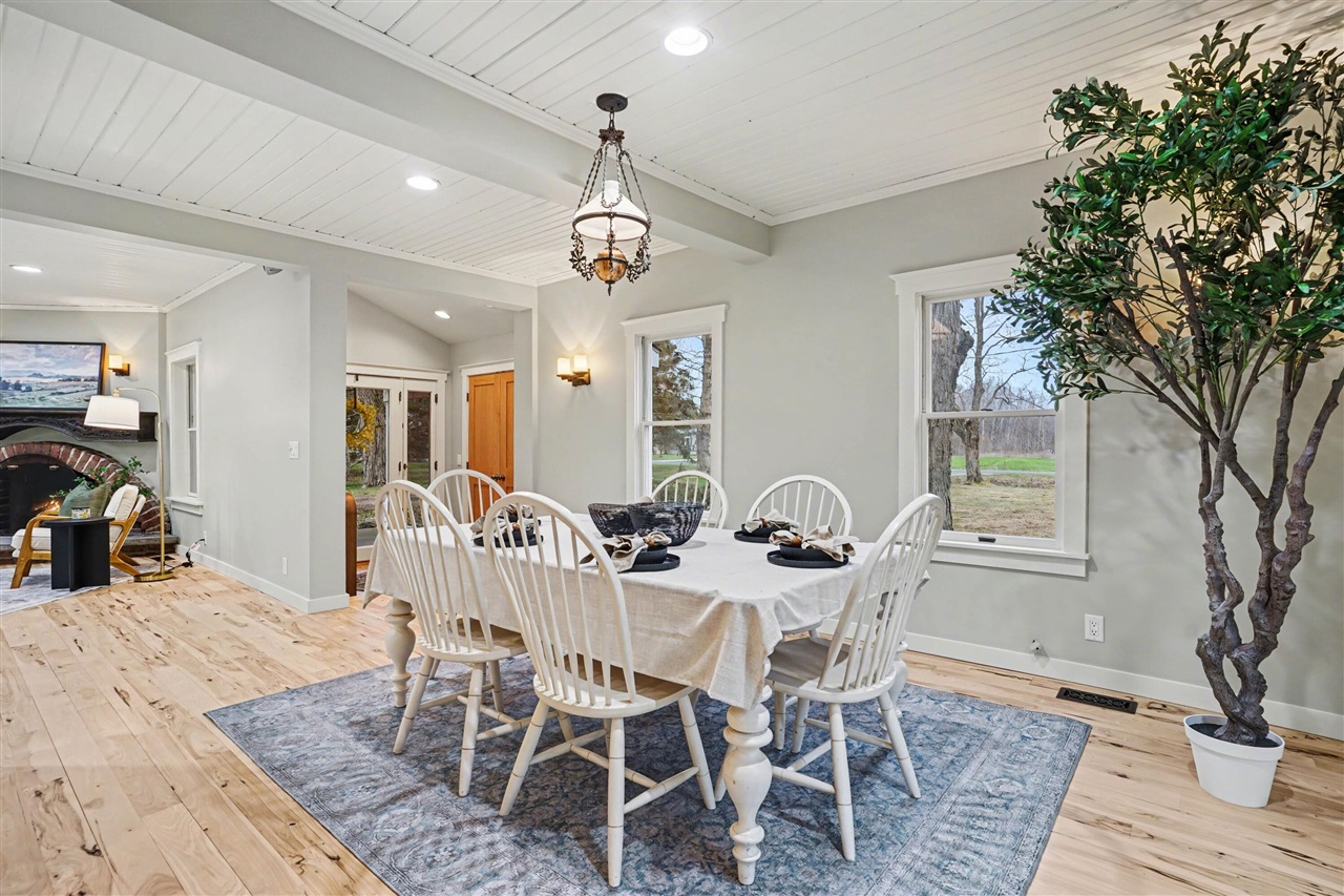 1719 66th Street, Fennville, MI, 49408-9745