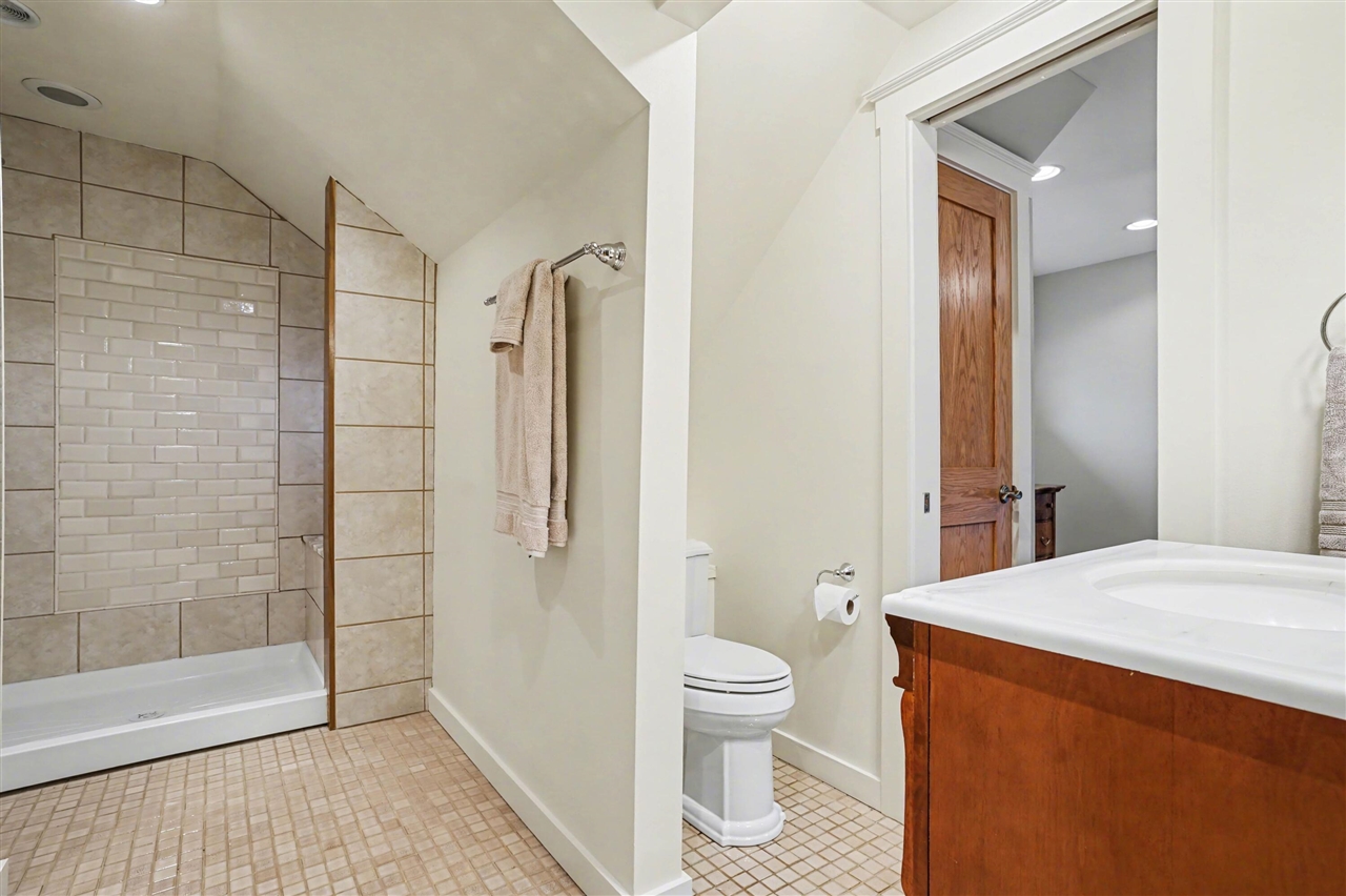 1719 66th Street, Fennville, MI, 49408-9745