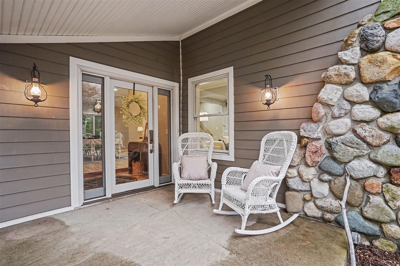 1719 66th Street, Fennville, MI, 49408-9745