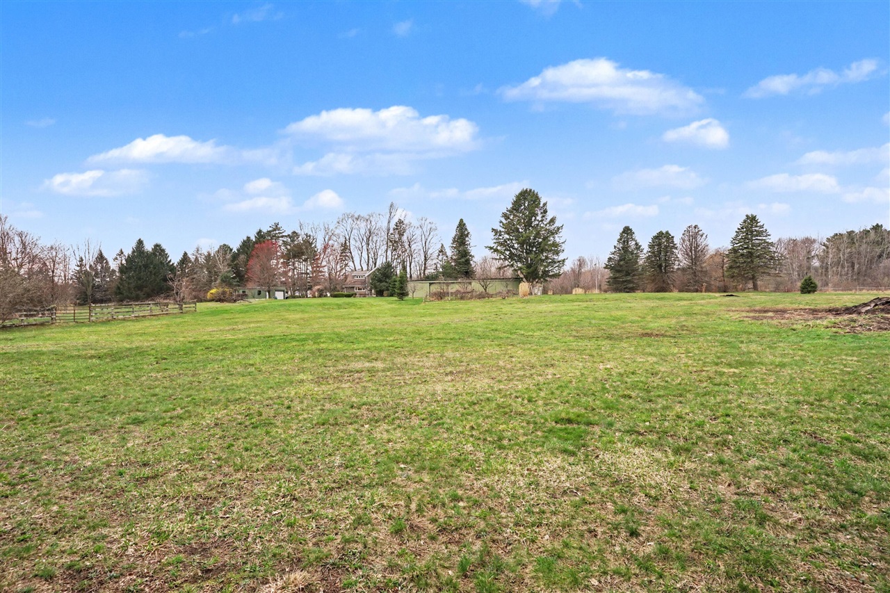 1719 66th Street, Fennville, MI, 49408-9745