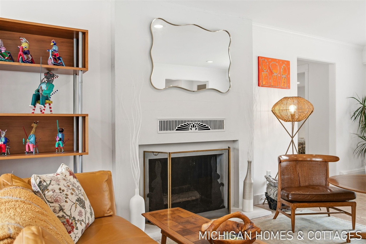 141 E 26th Street, Holland, MI, 49423-5103