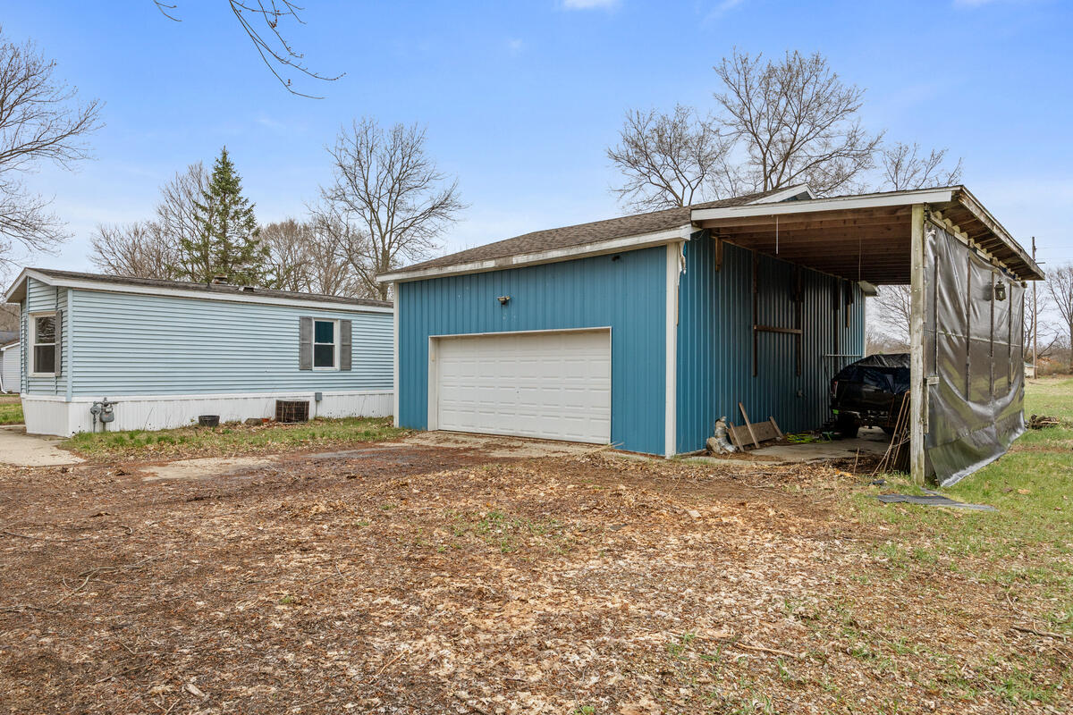 1825 34th Street, Allegan, MI, 49010-8604