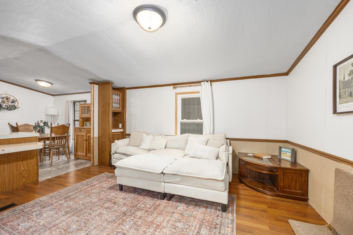 1825 34th Street, Allegan, MI, 49010-8604