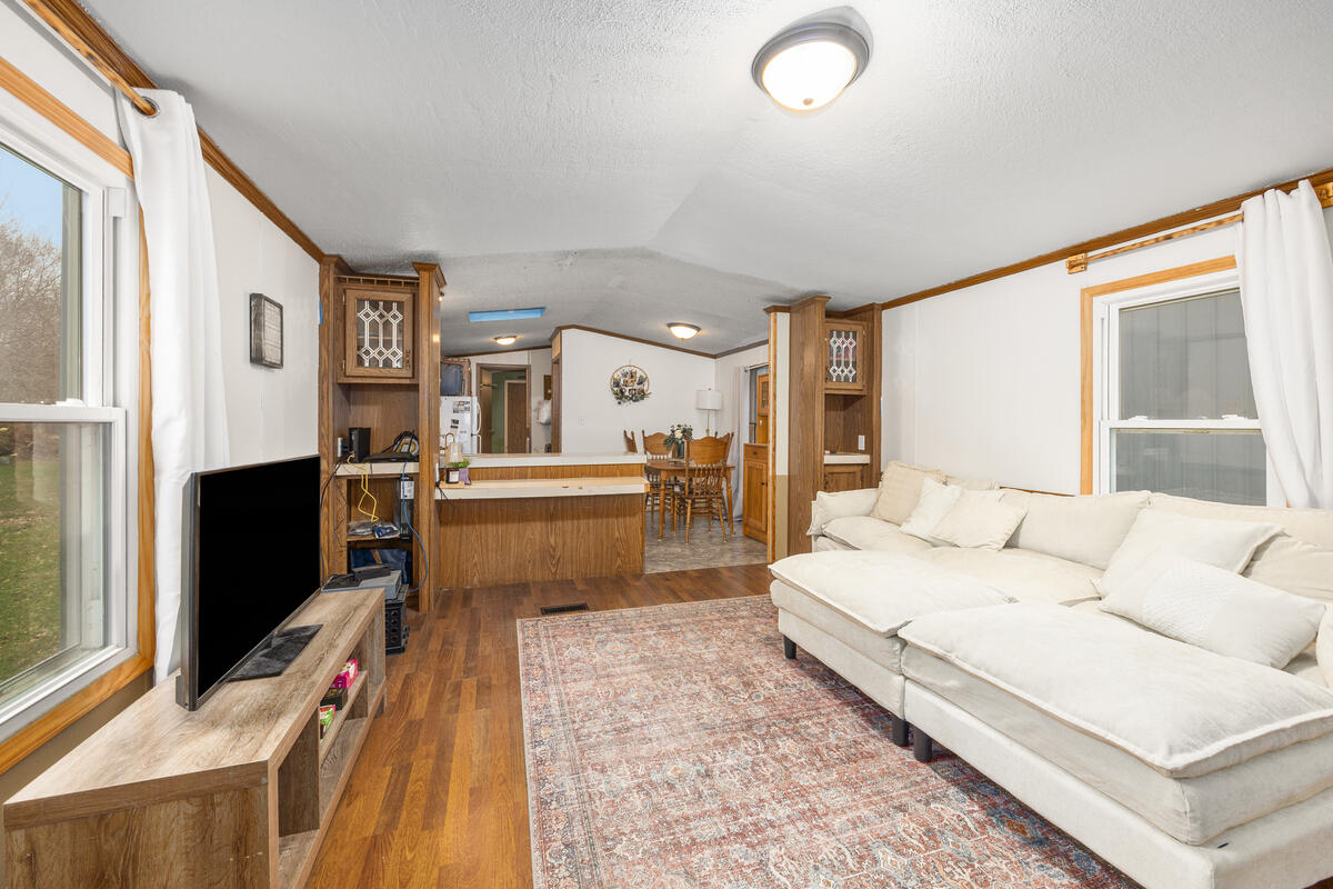 1825 34th Street, Allegan, MI, 49010-8604