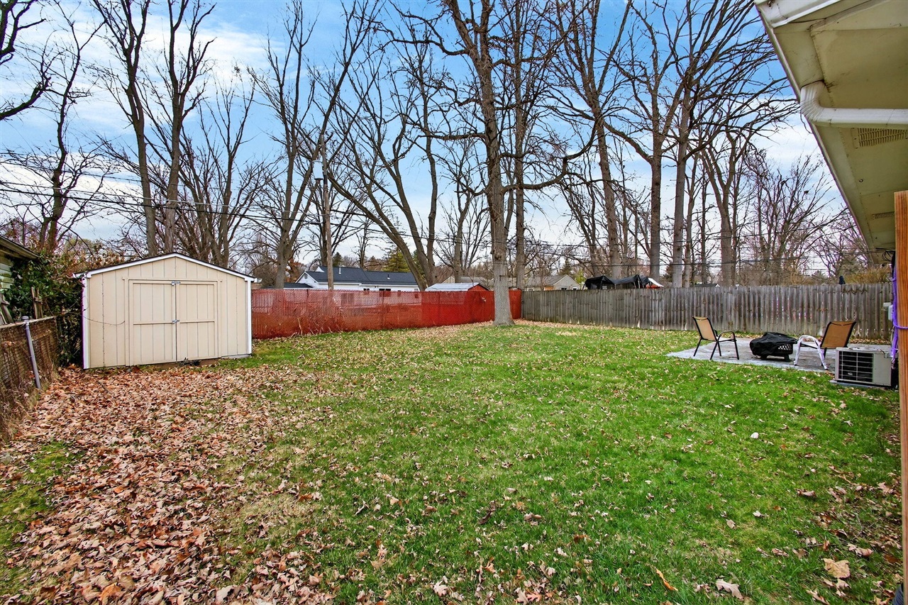 23245 Tuck Road, Farmington Hills, MI, 48336