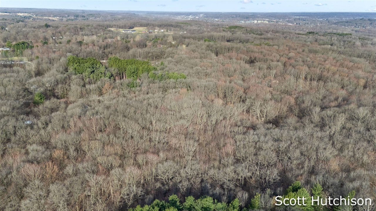 4704 Wheat Drive, Lowell, MI, 49331-9292