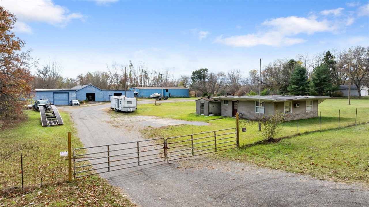 6501 Hawkins Road, Jackson, MI, 49201-9577
