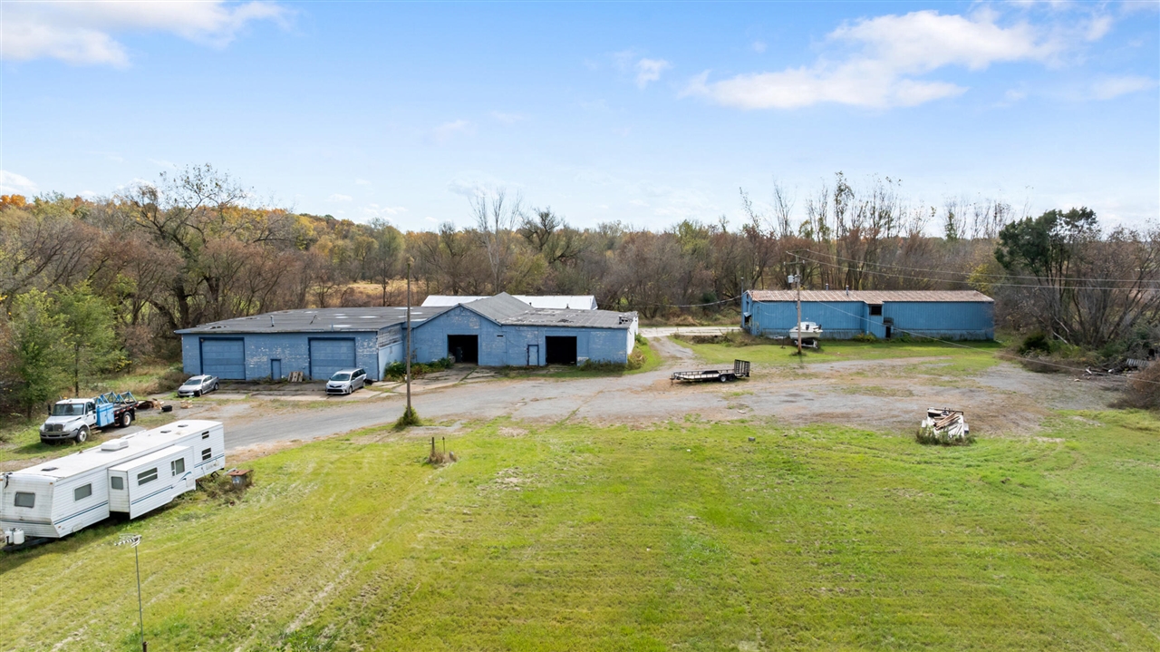 6501 Hawkins Road, Jackson, MI, 49201-9577