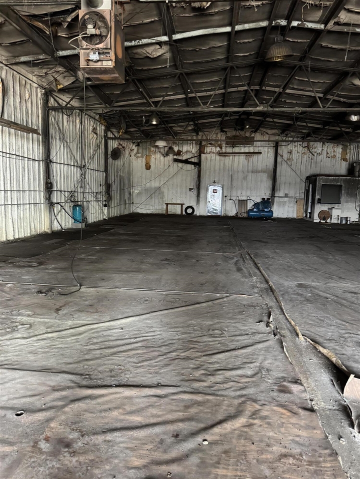 6501 Hawkins Road, Jackson, MI, 49201-9577