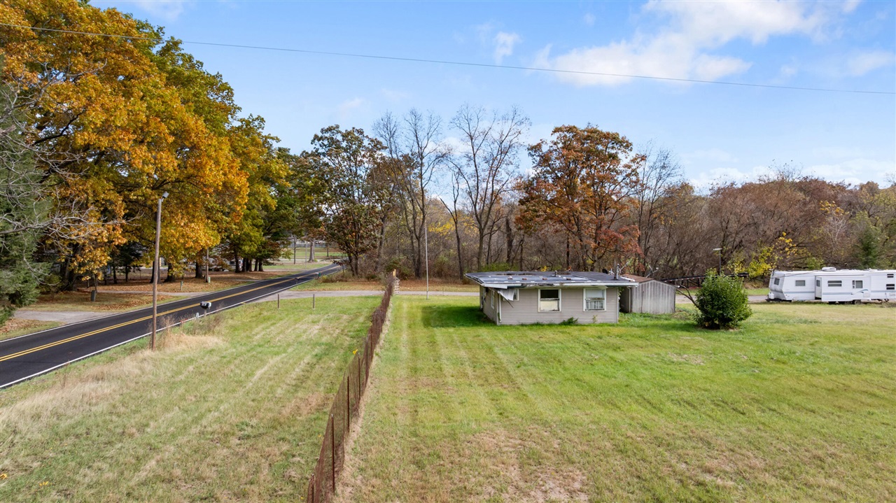 6501 Hawkins Road, Jackson, MI, 49201-9577