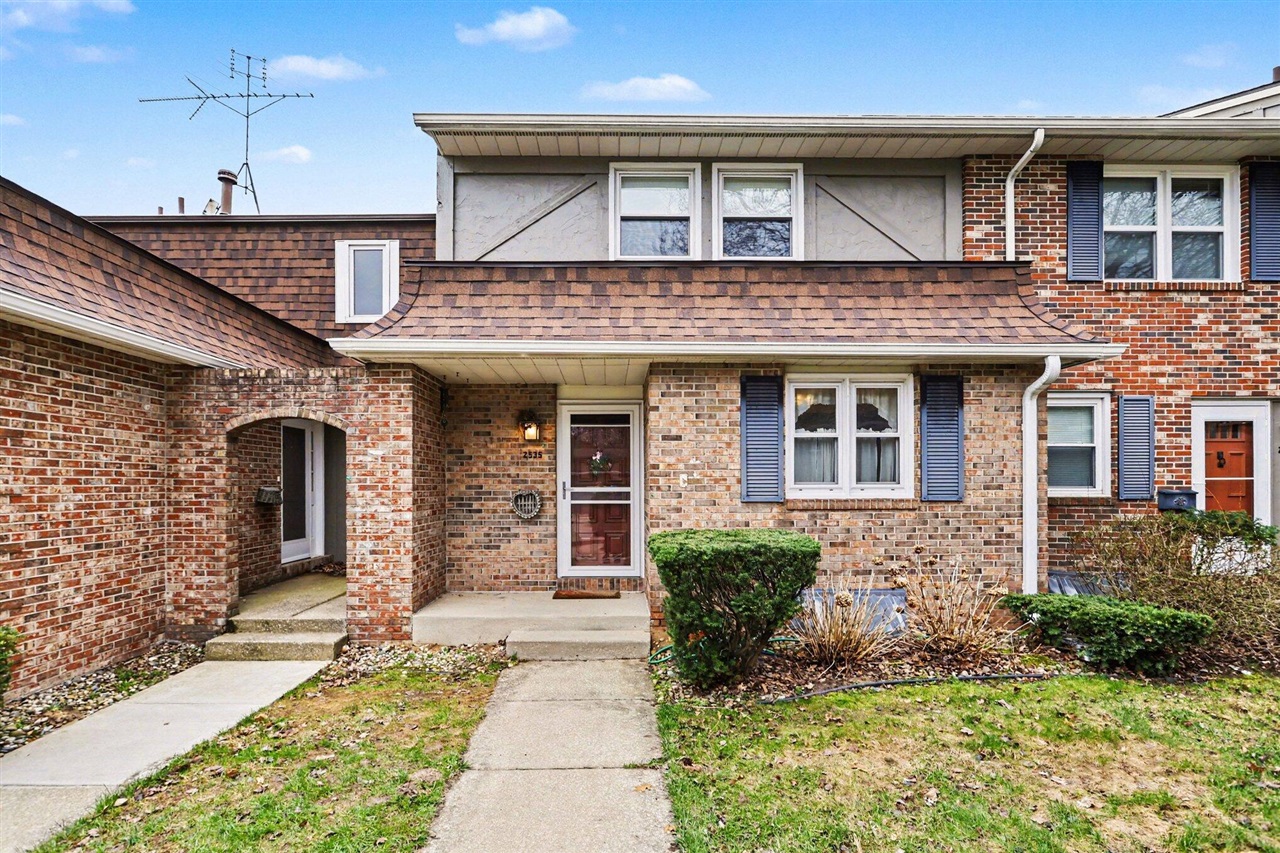 518 Frank St Street, Adrian, MI, 49221