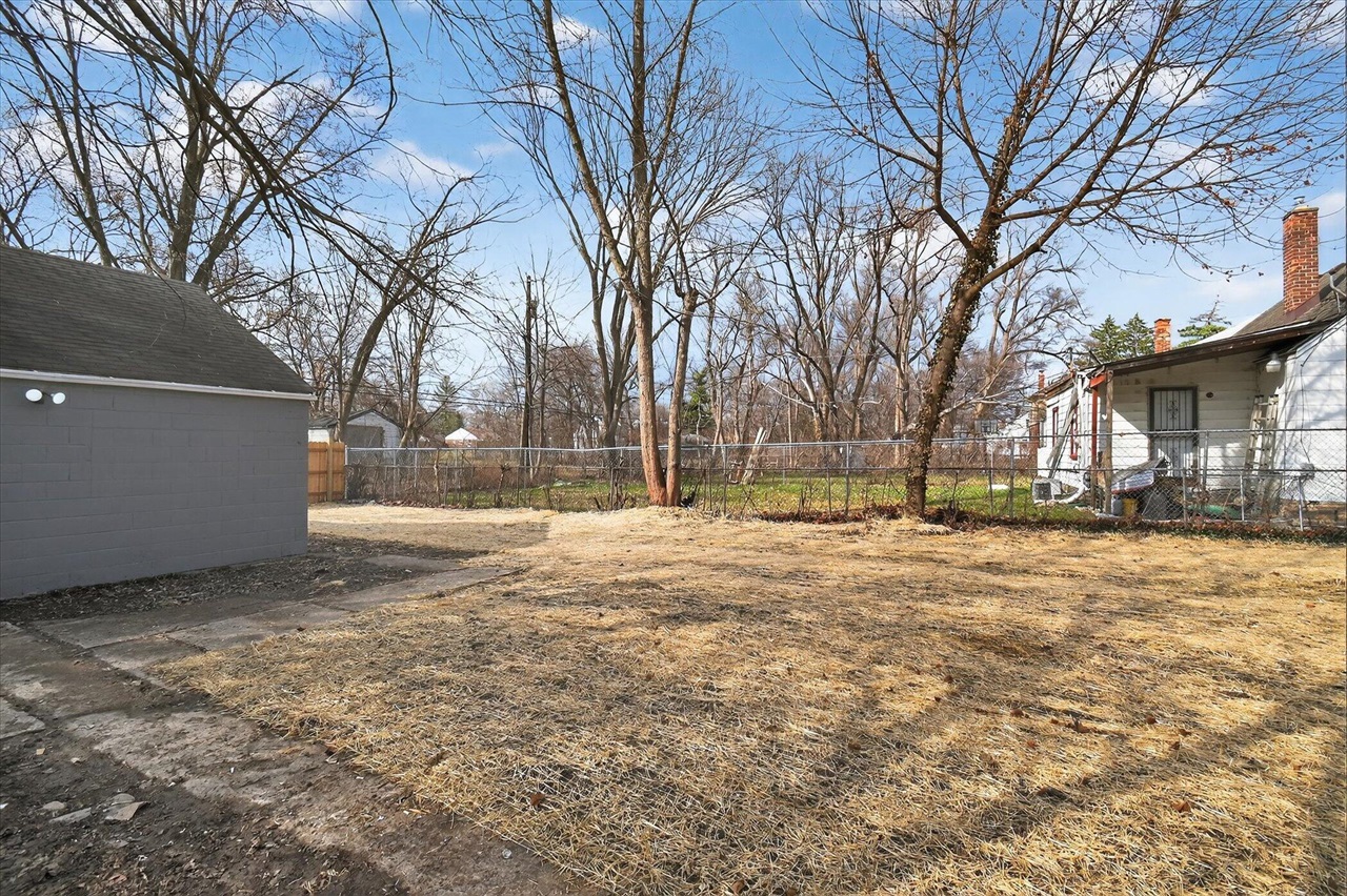 8449 Penrod Street, Detroit, MI, 48228-3132