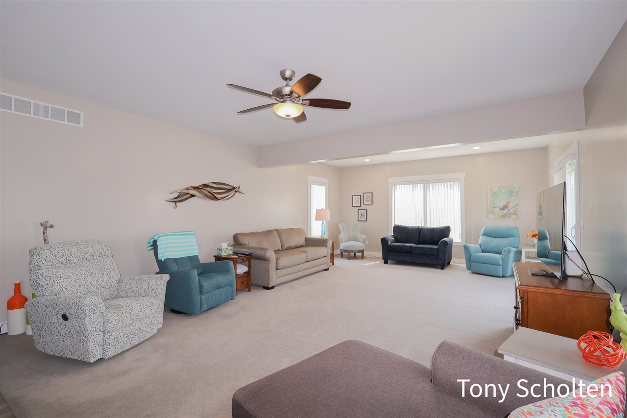 944 Harper Woods Drive, Byron Center, MI, 49315-8321