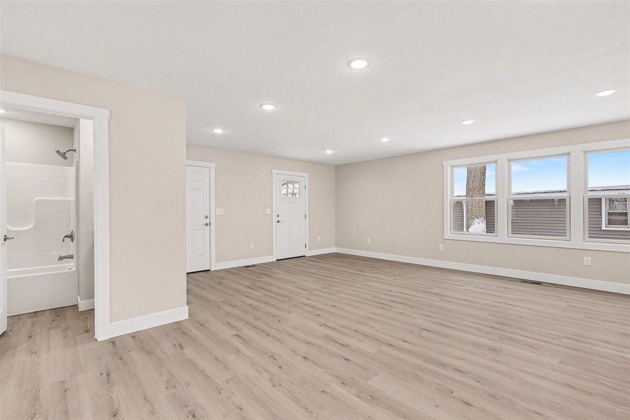 99 River Street, Coopersville, MI, 49404