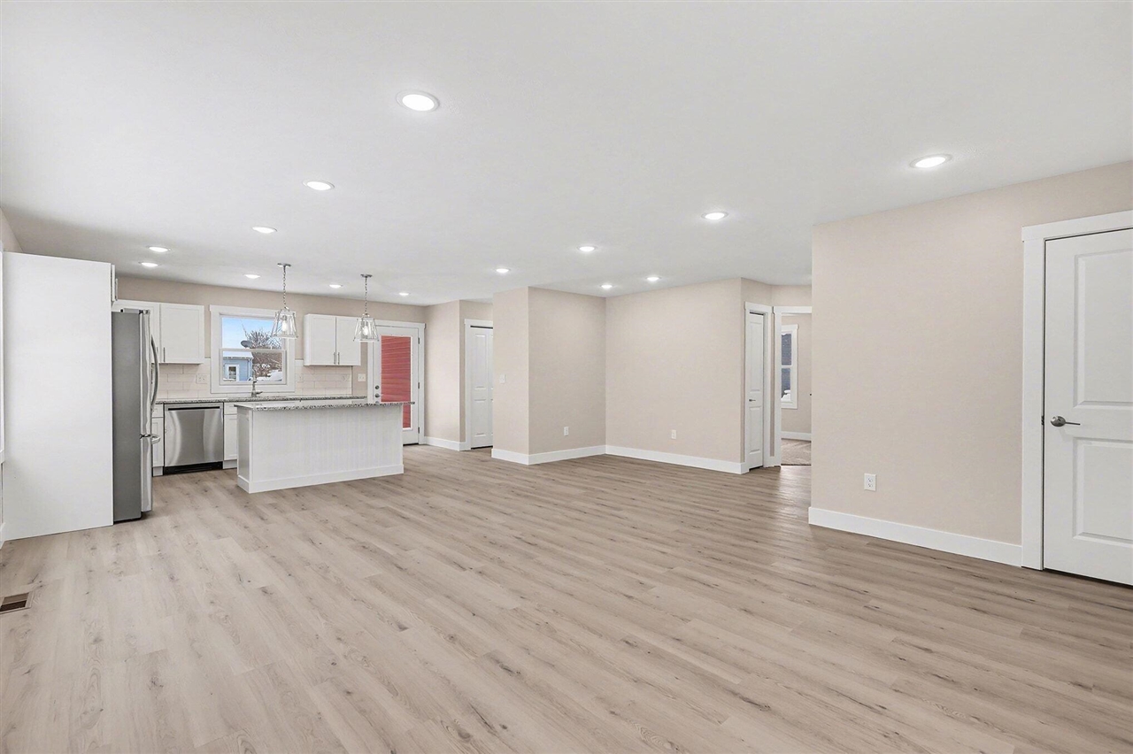 99 River Street, Coopersville, MI, 49404