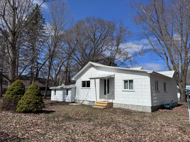 315 E Slosson Avenue, Reed City, MI, 49677-1232
