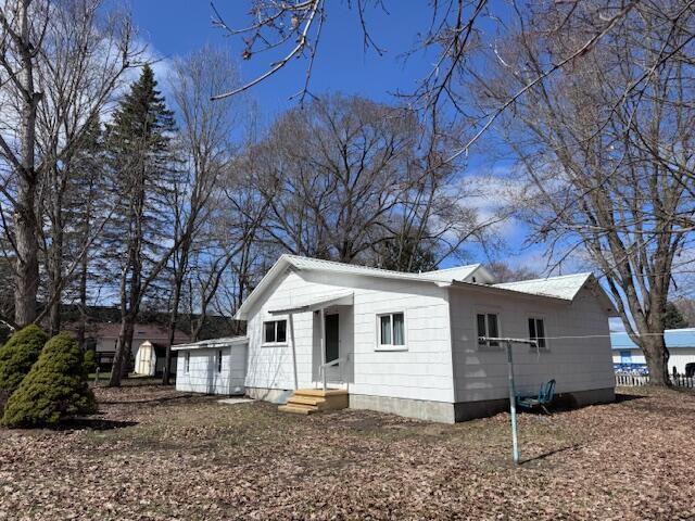 315 E Slosson Avenue, Reed City, MI, 49677-1232