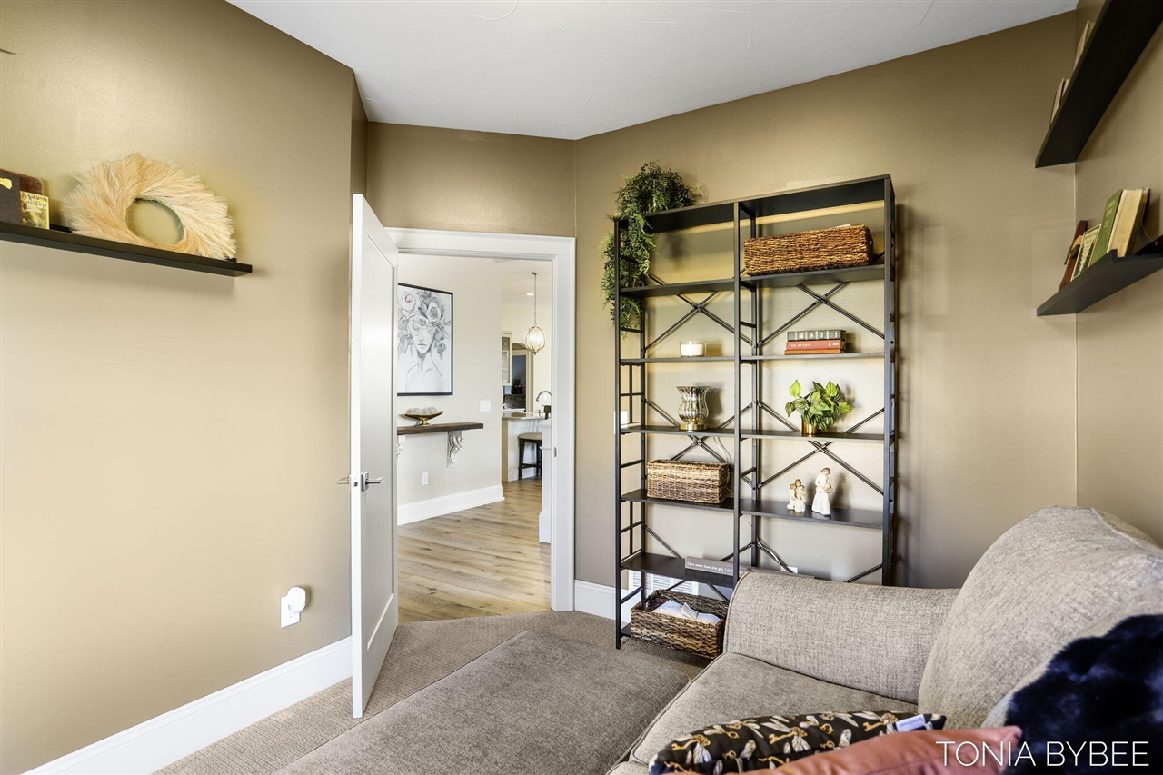 5565 Albright Avenue, Grandville, MI, 49418-9780