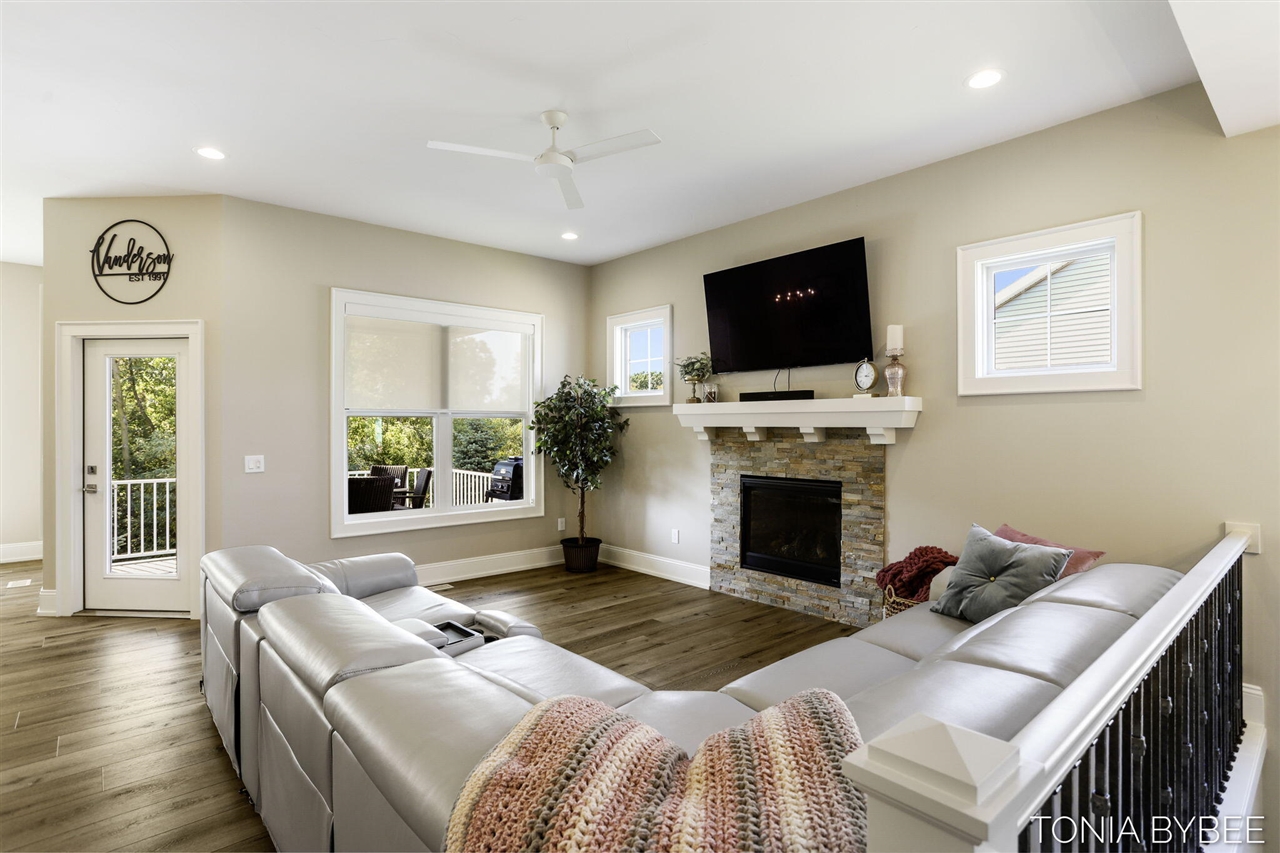 5565 Albright Avenue, Grandville, MI, 49418-9780