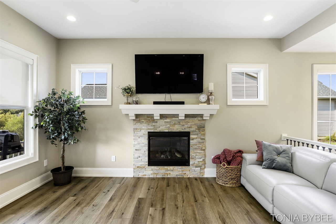 5565 Albright Avenue, Grandville, MI, 49418-9780