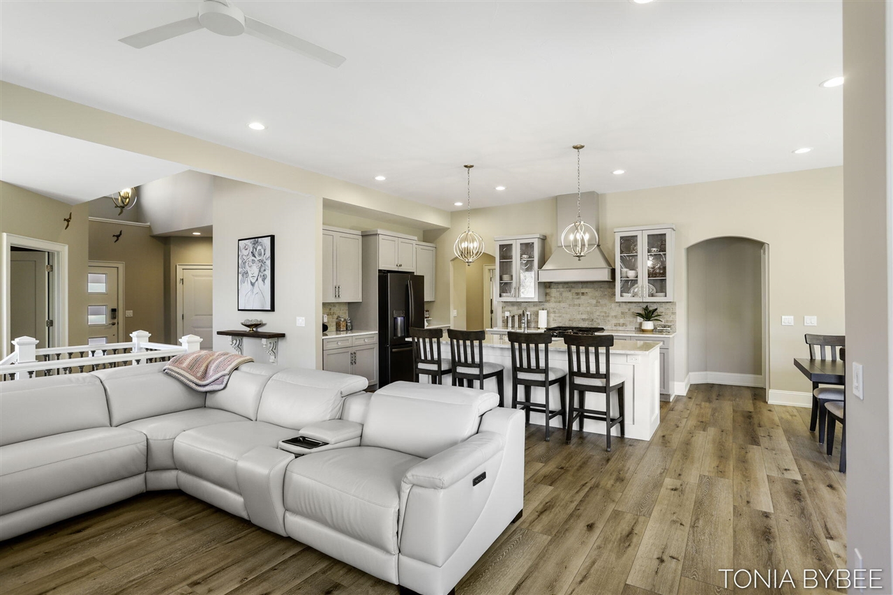 5565 Albright Avenue, Grandville, MI, 49418-9780